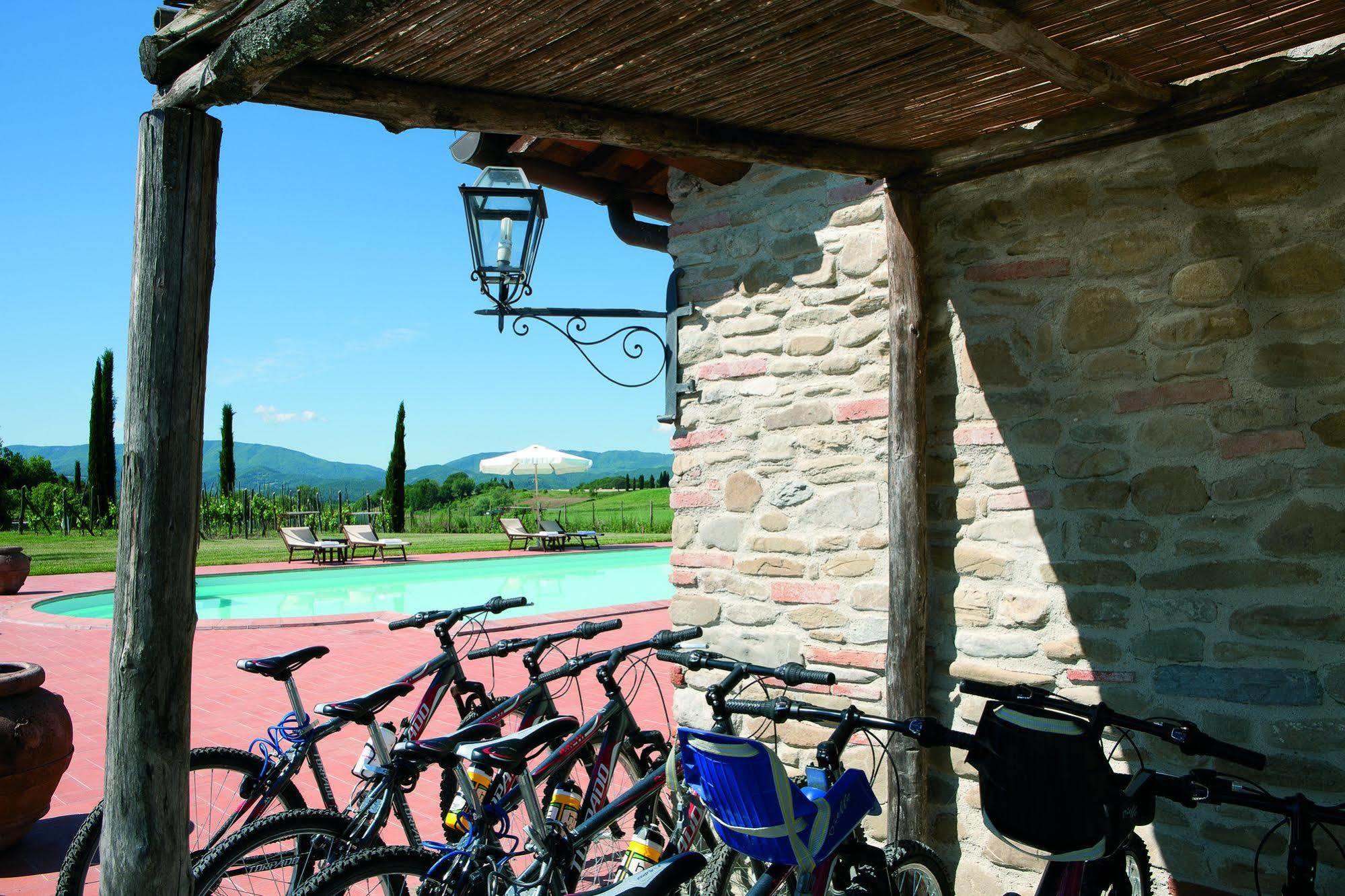 Monsignor Della Casa Country & Hotel